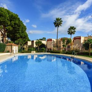 Club Caronte flat by Costarentals - Ref 133