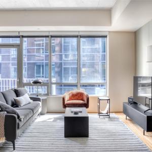 S Lake Union 1BR w WD Gym Walkable Area SEA-385