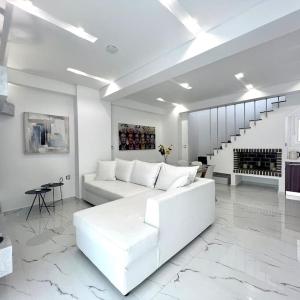 Evilion Maisonette in Athens