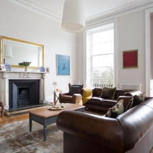 Magnificent Georgian 3-Bedroom Apartment in New Town