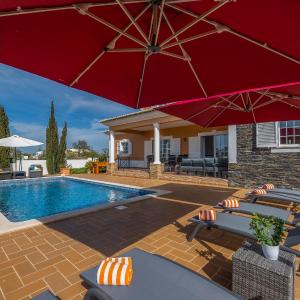 Laura by Algarve Villa Holidays