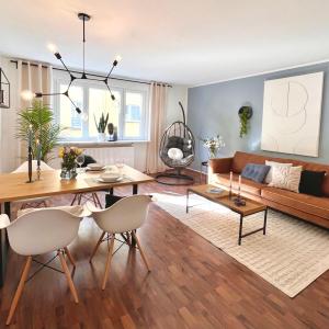 SABE APARTMENT: BALCONY + FREE PARKING + NETFLIX