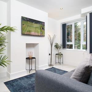 Boutique Flat near O2 & Excel
