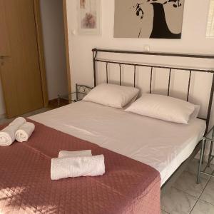 Aphrodite-Recently Renovated Modern Apartment
