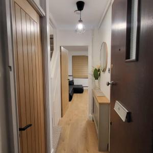 London Flat - Good Access To Central and more!