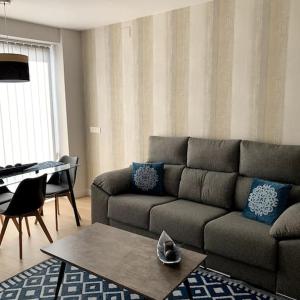 Soleada, amplia y renovada vivienda