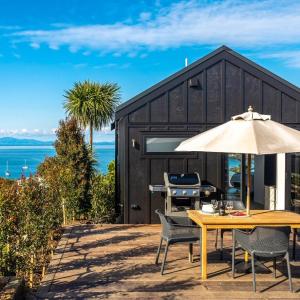 Wakainga - Stay Waiheke