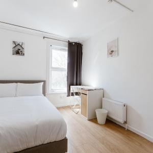 Mile End Double Rooms 27 Guest house