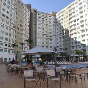 Caldas Novas RIVIERA PARK - APT particular - 1 quarto com cama de casal, sala com sofa cama e copa - até 4 pessoas - Adm APCLUBE CALDAS