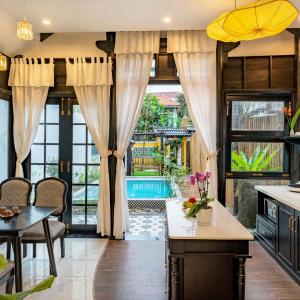 Lover's Retreat Villa Hoi An