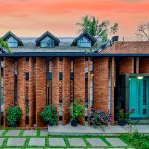 Tentgram Brickhouse