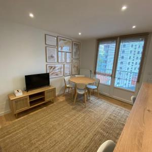 LE BOHEME CHIC PATTE D'OIE ****