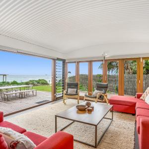 Fuller Holidays - Belongil Beachfront Pavilion, 18 Childe St
