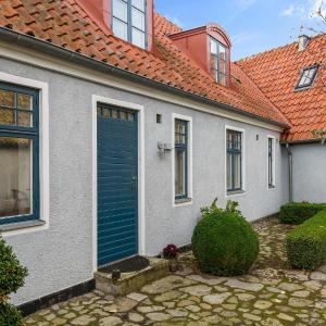 3 Bedroom Stunning Home In Simrishamn