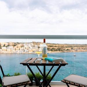 Seashore Stays - Stunning apartments right by the sea