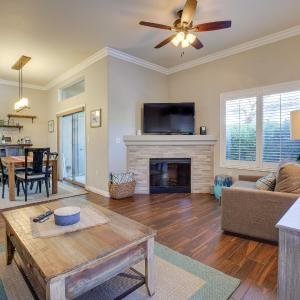 Las Vegas Condo Rental with Pool Access!