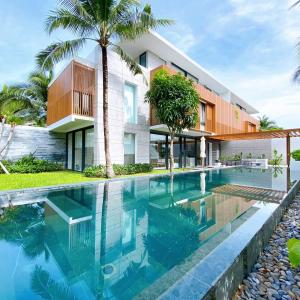 The Moonlight Villa