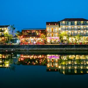 Hoi An Riverland Villa - Hoi An Center