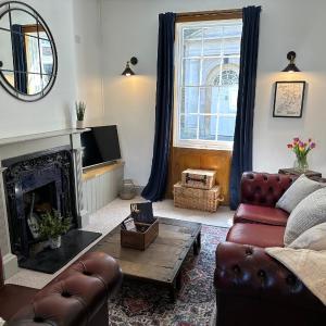 Quayside Georgian Townhouse