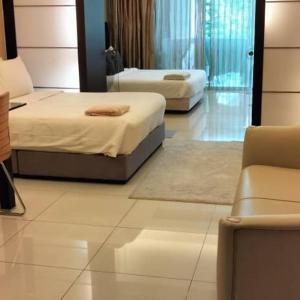 Hartamas Hotel Large Suite Room with 2 queen bed