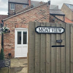 Moat View FREE PARKING, CENTRAL, EV PLUG