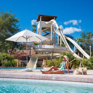 Arizona Grand Resort