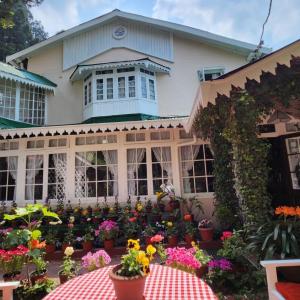 Ivanhoe Hotel (A Heritage Property)
