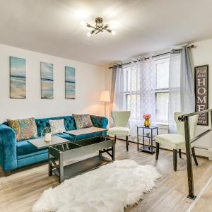 Walk to Downtown Albany: Ten Broeck Triangle Apt!