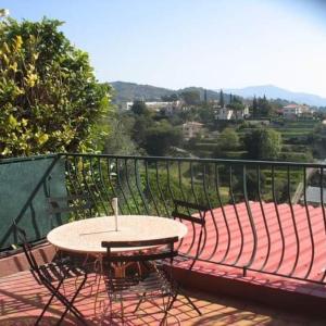 Maison traditionnelle sur les collines Niçoises
