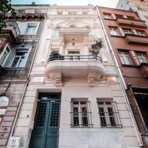 Homie Suites - Turna Residences in Cihangir