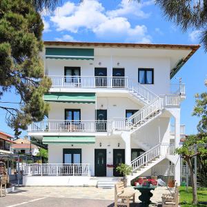 Agapitos Apartments