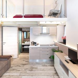 Romeo and Juliet Apartments