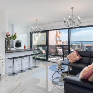 Apartment Summer Breeze Okrug Gornji