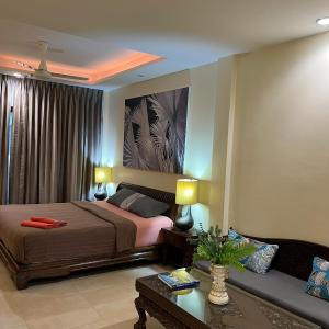Blue Chang House