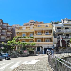 Apartments & Rooms Vuksanovic Ivana