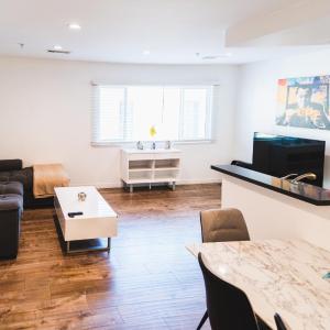 Cozy Koreatown 1 Bedroom Modern Furnished Free Parking