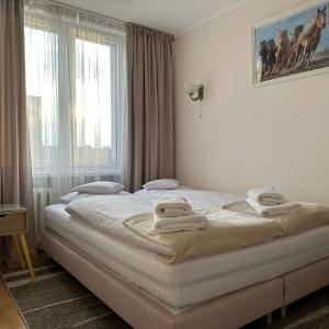 Apartament Bazyliańska - 100m do Metra 
