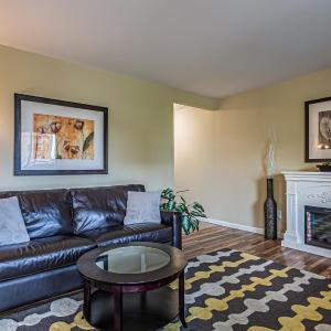 the Terrace, Best Area, WD, 2 baths, 2 Bedrooms, Jacuzzi Bath, Balcony, 925sf