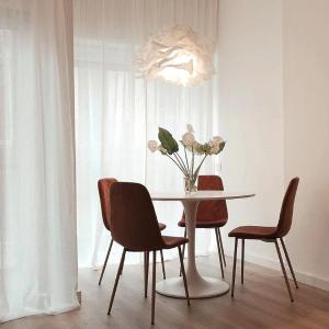 So Fine Petruzzelli flat