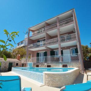 Luxury villa with a swimming pool Mavarstica, Ciovo - 20403