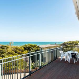 Ninettas Views - Great coastal location