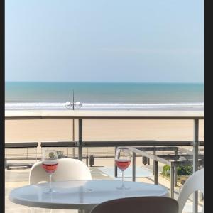 Appartement 1 chambre, balcon mer, Saint-Jean-de-Monts, 50m plage, animaux admis, parking - FR-1-323-266