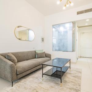 Minimalistic Studio in Palm Views - Palm Jumeirah