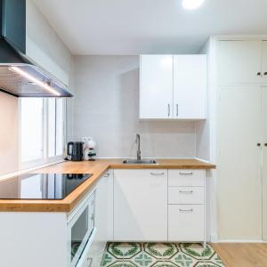 Modern Plaza de Toros Apartment with Free Parking