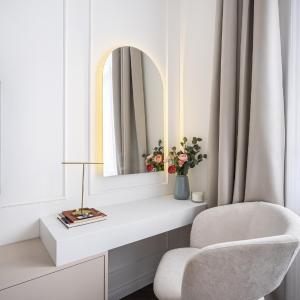 E13 - Grand Boulevard Heritage Suite - Best Location by BQA