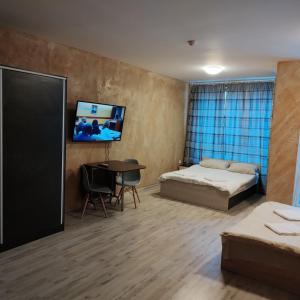 Colonel apartment 957