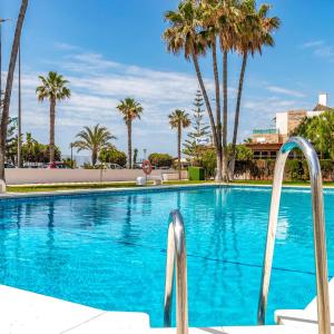 3 Bedroom Awesome Apartment In Benajarafe