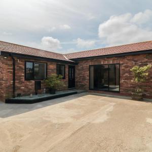 Rowan House