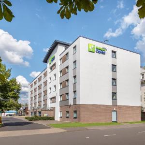 Holiday Inn Express Cologne Muelheim by IHG