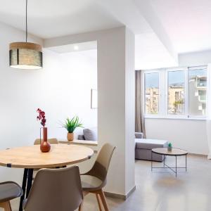 Harmony 2BD Apartment in the Heart of Athens